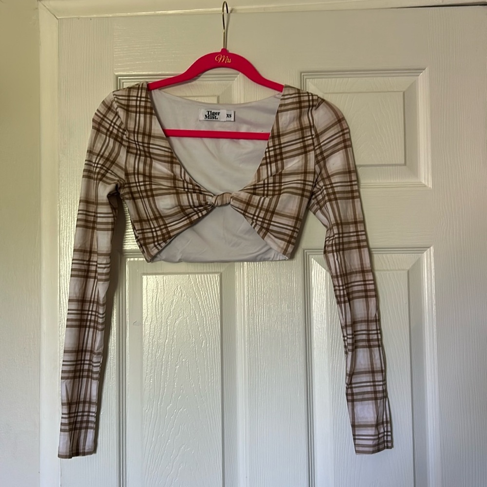 Plaid long sleeve tie crop top